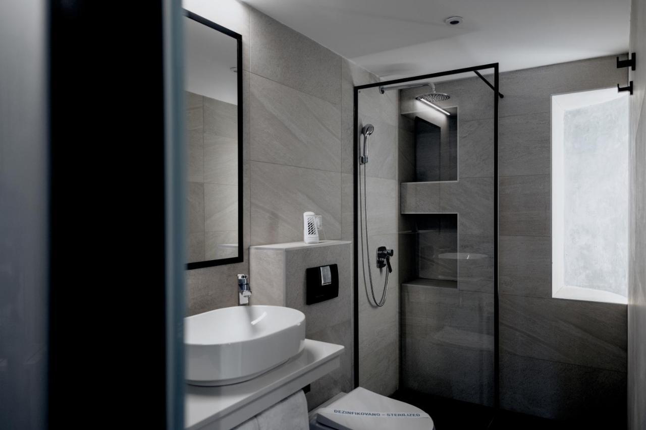 Boutique Macchiato Rooms Нови-Сад Экстерьер фото