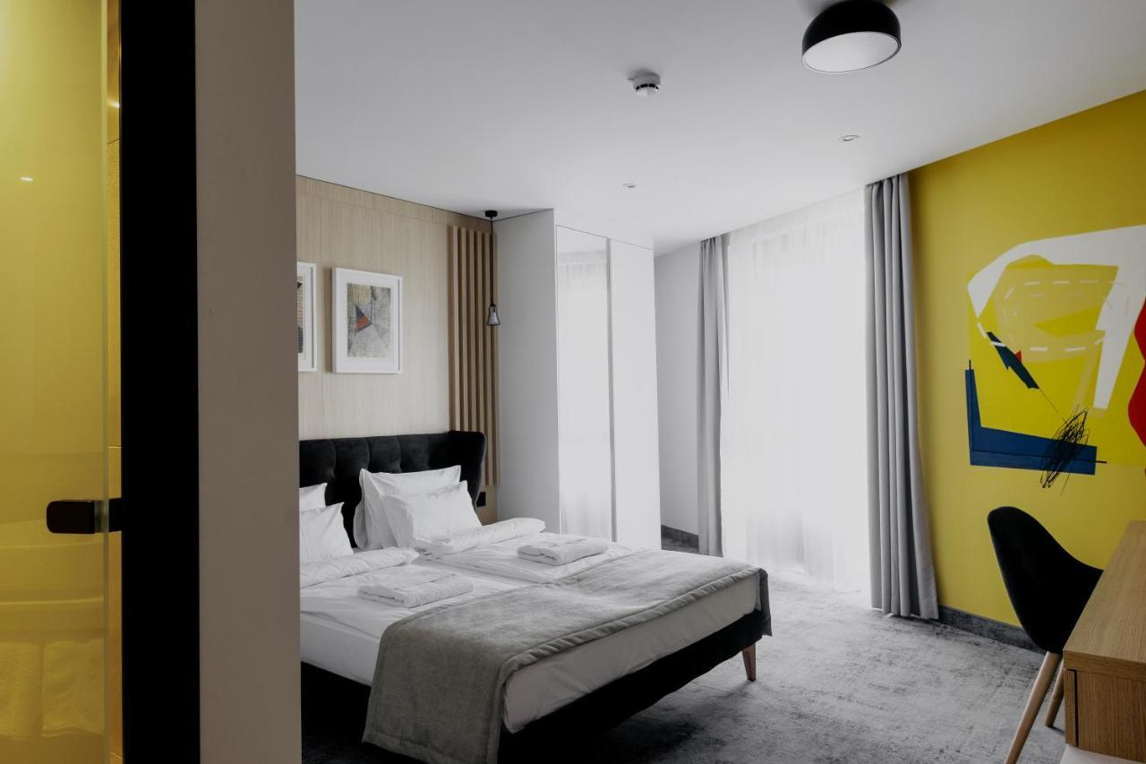 Boutique Macchiato Rooms Нови-Сад Экстерьер фото